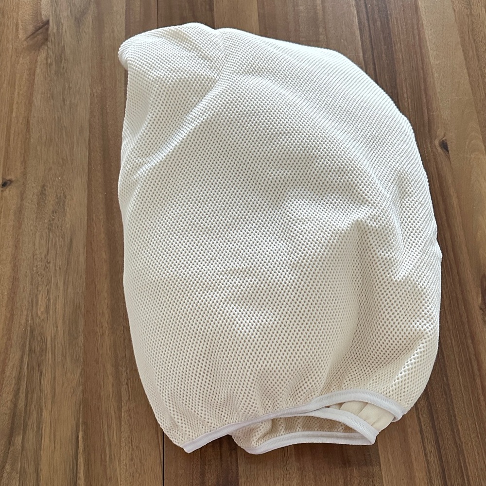 Naturepedic Breathable Crib Mattress Cover - Picture 6 of 9